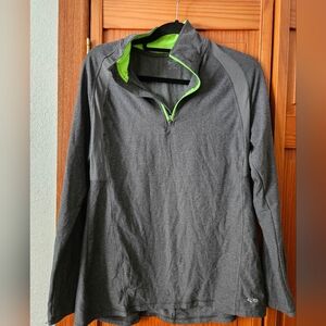 2 Champion Activewear Pullovers